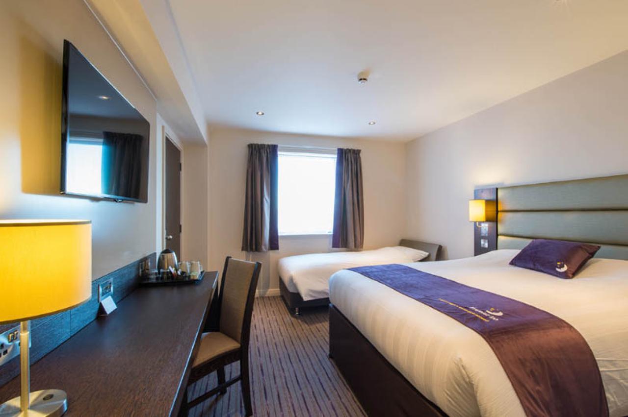 Premier Inn London Brixton Exterior foto