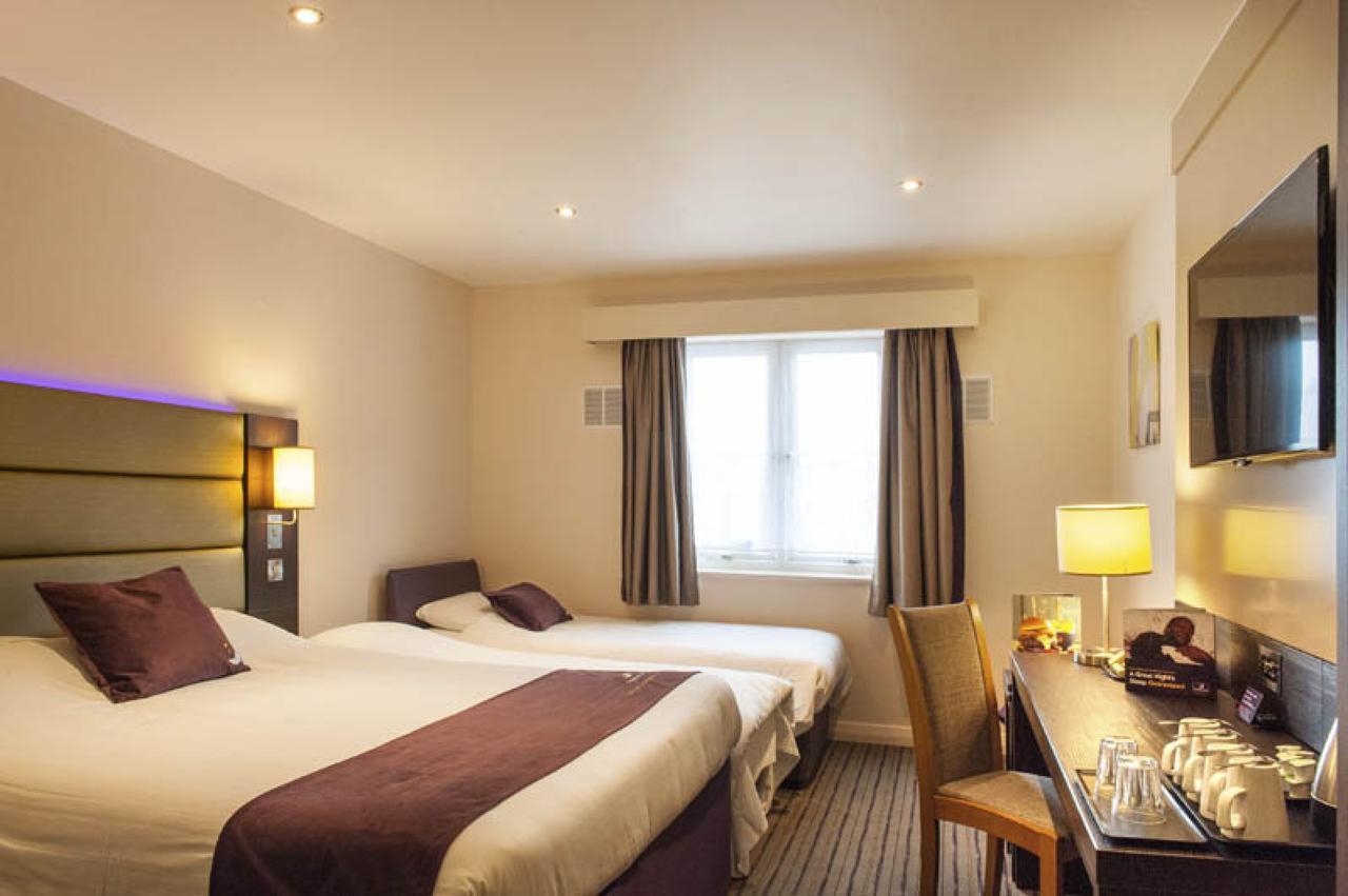Premier Inn London Brixton Exterior foto