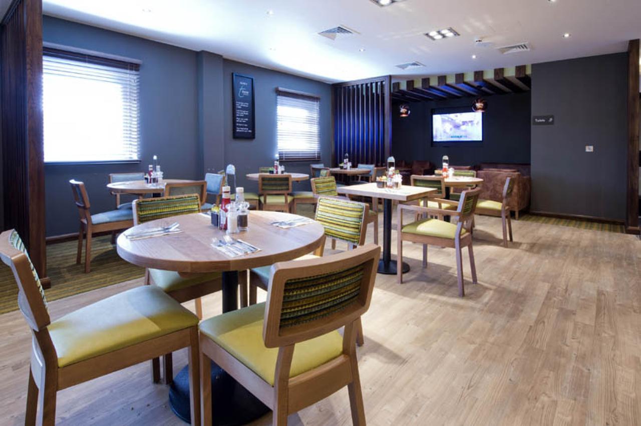Premier Inn London Brixton Exterior foto